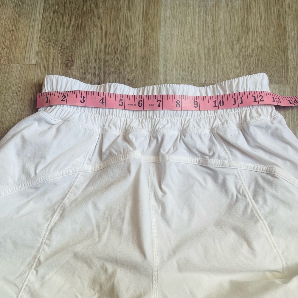 Lululemon Tracker Shorts - Picture 3 of 7